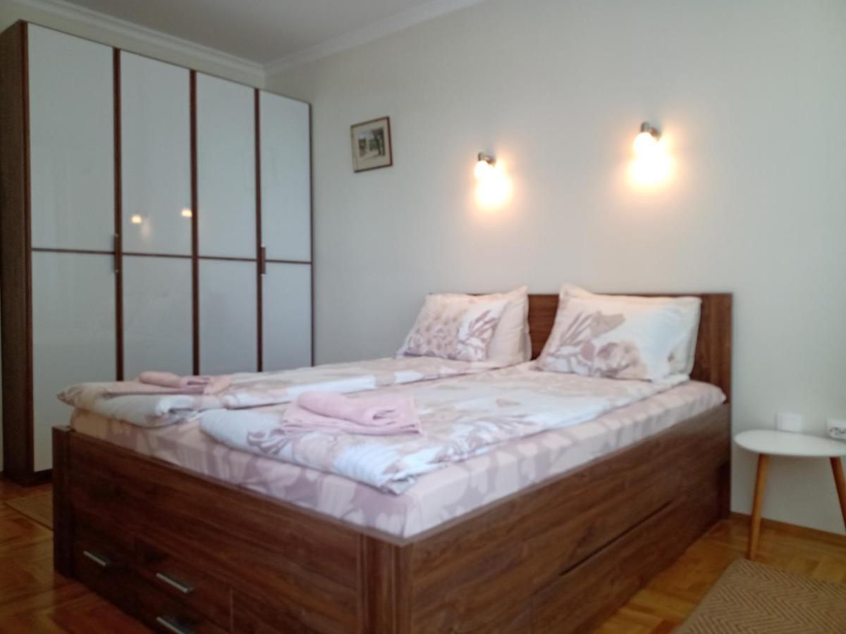 Valentina Bg Apartment โซเฟีย ภายนอก รูปภาพ